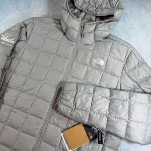 The North Face ThermoBall Eco Hoodie Mens M Grey NEW Quilted Puffer NF0A5GLKA91